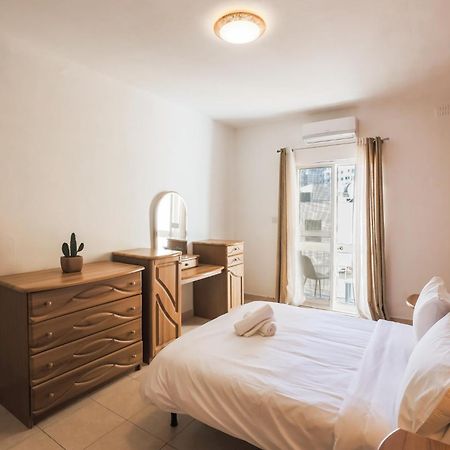 Sliema 3 Bedrooms Apartment Dış mekan fotoğraf
